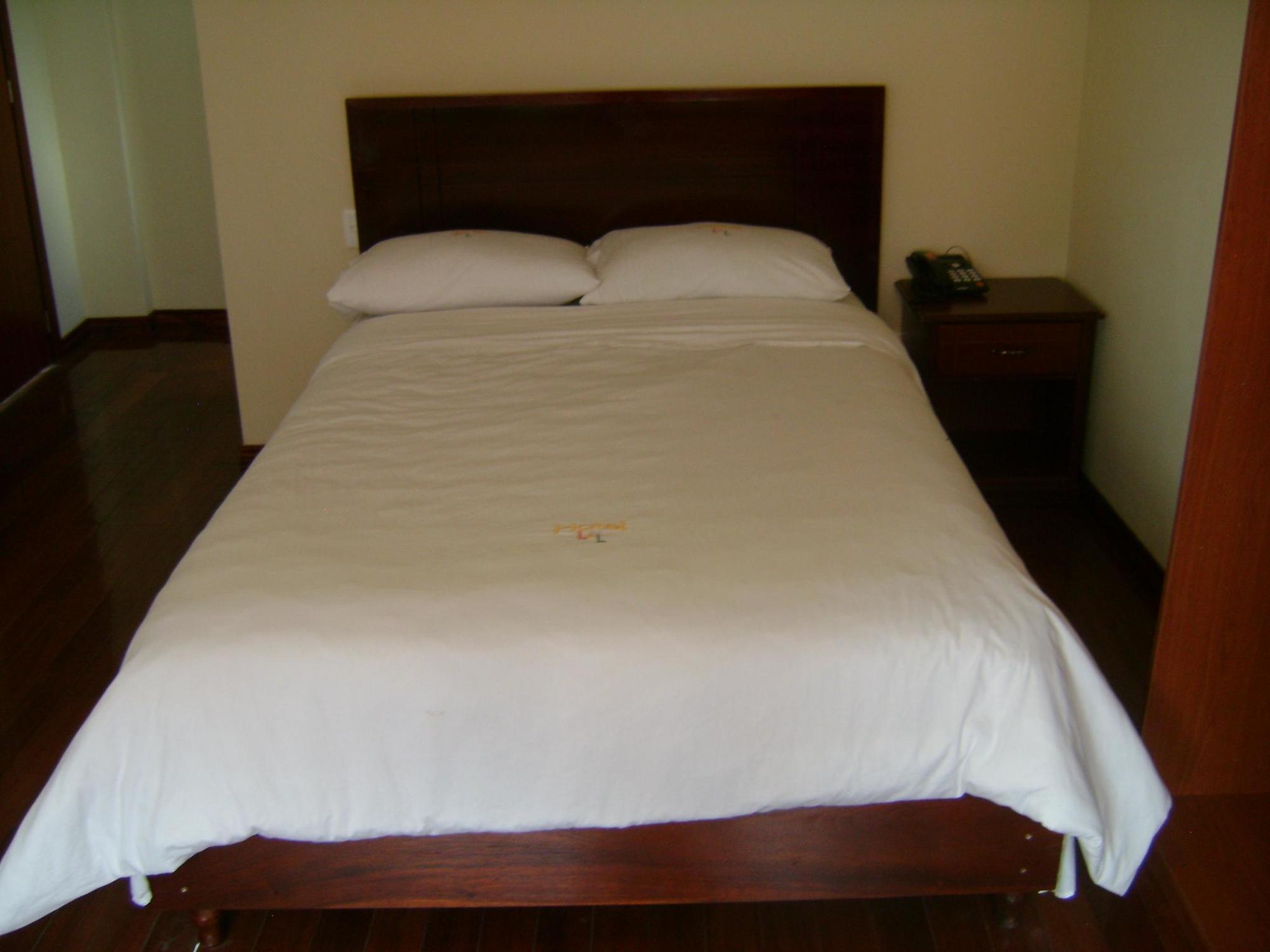 Hotel Lottus Quito Buitenkant foto